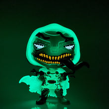 Load image into Gallery viewer, Funko POP! Marvel VENOMIZED DOCTOR DOOM CHASE GITD #916 w/ Protector MINT