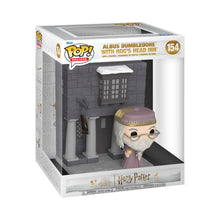 Load image into Gallery viewer, Funko Pop! Deluxe: Harry Potter: Hogsmeade - Albus Dumbledore with Hog&#39;s Head Inn