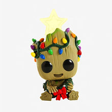 Load image into Gallery viewer, Funko Pop! Marvel: Holiday - Groot with Wreath w/Protector