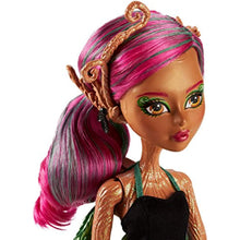 Load image into Gallery viewer, MONSTER HIGH GARDEN GHOULS TREESA THORNWILLOW DOLL