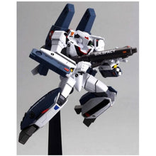 Load image into Gallery viewer, Revoltech: 038 Macross VF-1A Super Valkyrie Ichijo Hikaru Action Figure