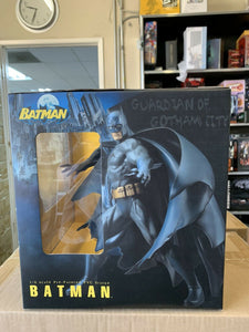 KOTOBUKIYA ARTFX 1/6 scale Pre-Painted PVC Batman Statue Blue Edition