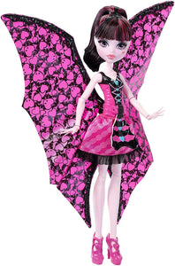 NEW MONSTER HIGH GHOUL TO BAT DRACULAURA DOLL  NEW