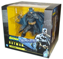 Load image into Gallery viewer, KOTOBUKIYA ARTFX 1/6 scale Pre-Painted PVC Batman Statue Blue Edition