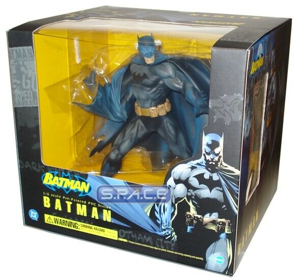 KOTOBUKIYA ARTFX 1/6 scale Pre-Painted PVC Batman Statue Blue Edition