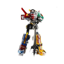 Load image into Gallery viewer, Toynami 30th Anniversary VOLTRON Collector's 11" Figure Set Light-up eyes NEW