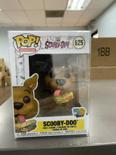 Load image into Gallery viewer, Funko POP! Animation SCOOBY-DOO with Sandwich Figure #625 w/ Protector