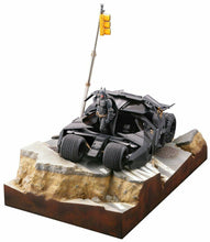 Load image into Gallery viewer, Legacy OF Revoltech LR-054 Batmobile Tumbler in GOTHAM CITY Figure w/ Tracking