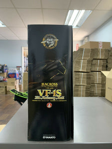 Macross 25th Anniversary Yamato 1/48 Scale Transformable VF1S Black Version