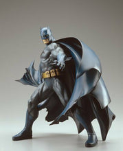 Load image into Gallery viewer, KOTOBUKIYA ARTFX 1/6 scale Pre-Painted PVC Batman Statue Blue Edition
