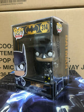 Load image into Gallery viewer, Funko POP! Heroes: Batman 80th BATMAN (1997) George Clooney #314 w/ Protector