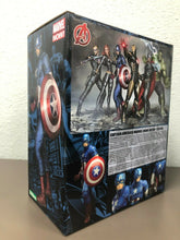 Load image into Gallery viewer, KOTOBUKIYA Marvel Now! CAPTAIN AMERICA ArtFx+ Statue 1/10 Scale