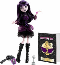 Load image into Gallery viewer, Monster High Frights Camera Action! ELISSABAT Hauntlywood Doll