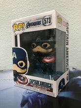 Load image into Gallery viewer, Funko POP! Marvel: Avengers Endgame CAPTAIN AMERICA Figure #573 w/ Protector