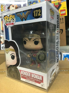 Funko POP! Heros: DC Comics WONDER WOMEN Figure #172 w/ Protector