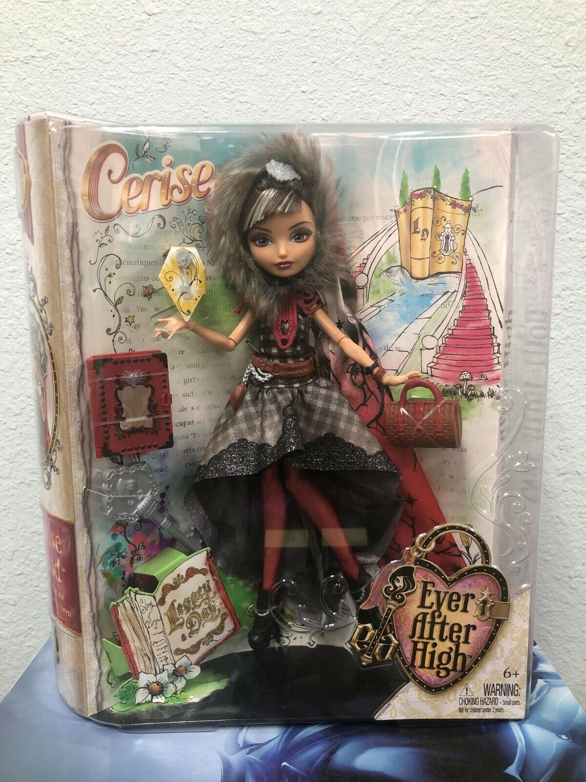Ever After（エバーアフター）High Cerise Hood Amazon.com: Ever After High First Chapter Cerise Hood Doll