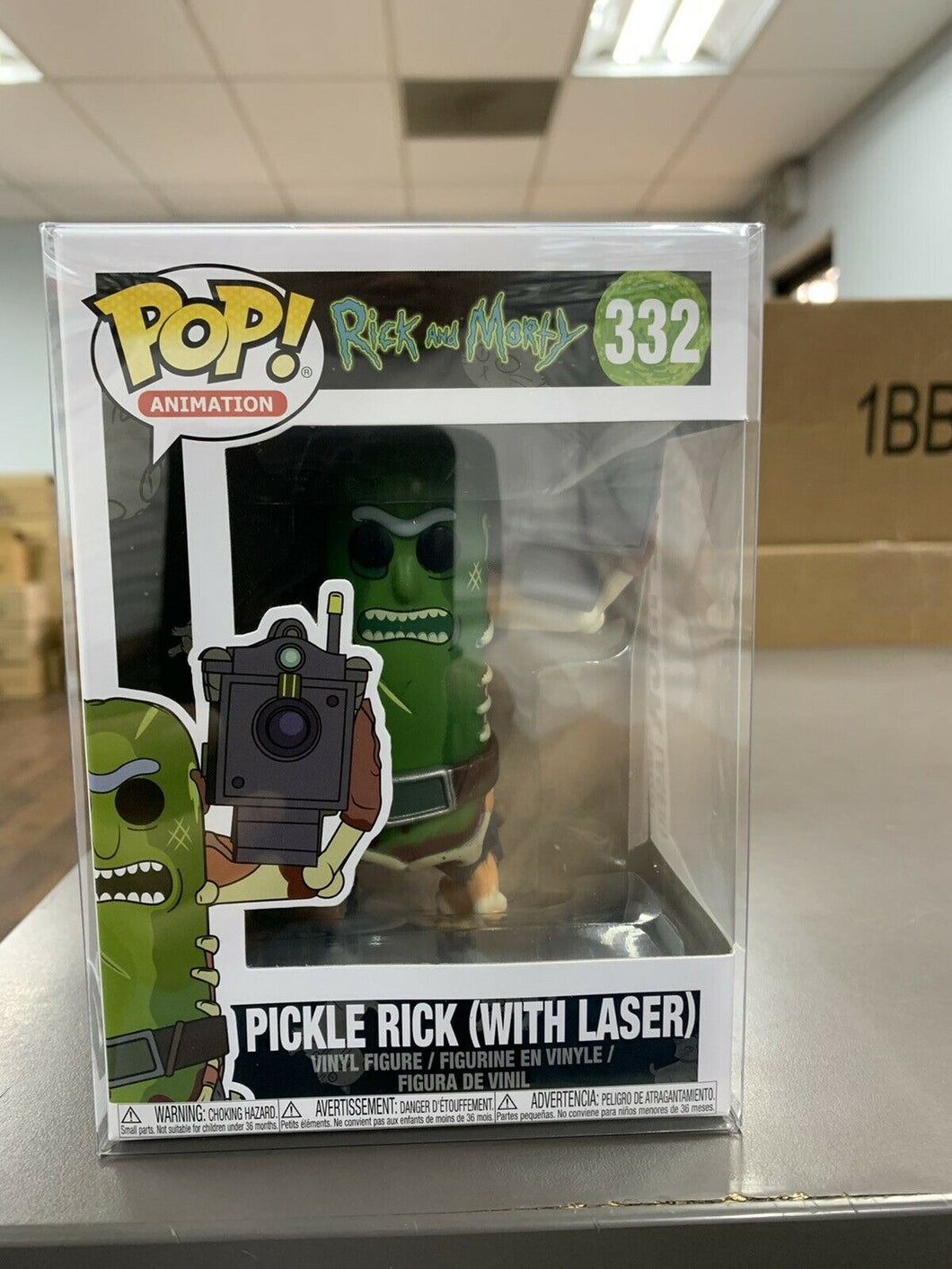 FUNKO POP! Animation Pickle Rick with Lasers # 332 Rick and Morty w/ Protector