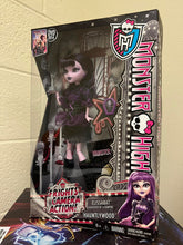 Load image into Gallery viewer, Monster High Frights Camera Action! ELISSABAT Hauntlywood Doll
