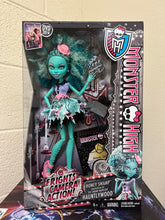 Load image into Gallery viewer, Monster High Frights, Camera, Action! HONEY SWAMP Doll