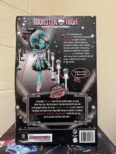 Load image into Gallery viewer, Monster High Frights, Camera, Action! HONEY SWAMP Doll