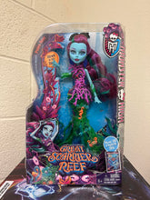 Load image into Gallery viewer, Monster High Great Scarrier Reef Down Under Ghouls POSEA REEF Doll NEW