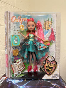 Ever After High Legacy Day ASHLYNN ELLA Doll NEW