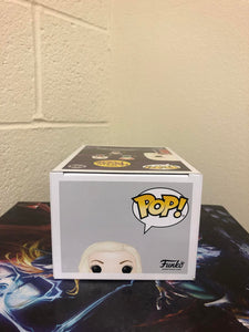 Funko POP! Disney: Hocus Pocus SARAH SANDERSON Figure #558 w/ Protector