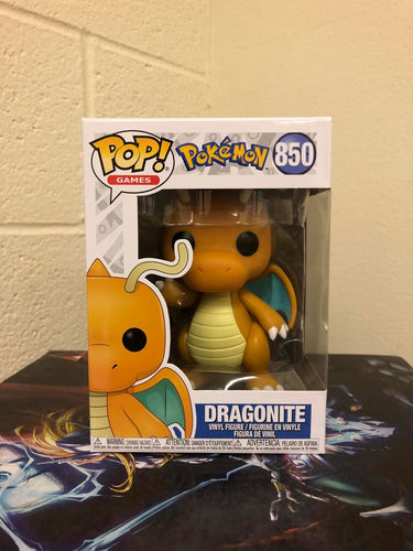 Funko POP! Games: Pokemon S8 DRAGONITE Figure #850 w/ Protector