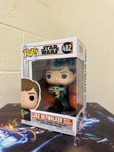 Load image into Gallery viewer, Funko POP! Star Wars: Mandalorian LUKE SKYWALKER with Grogu #482 w/ Protector