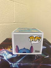 Load image into Gallery viewer, Funko POP! Disney STITCH w/ Ukulele Diamond Glitter Figure #1044 w/ Protector